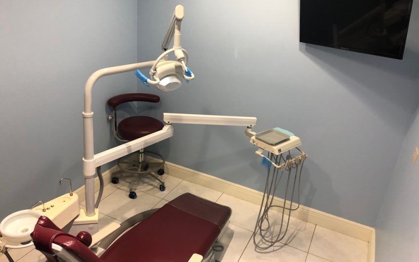 Tamarac 4 Chairs 5 OP’s from Retiring Dentist