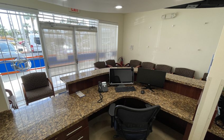 Cutler Bay 3 Chairs Office for Sale Facing US1, No Patients Included
