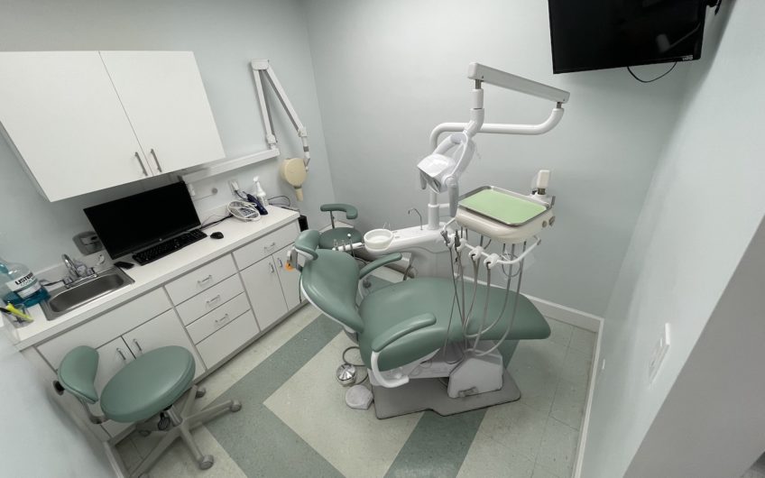 Miami, Bird Rd 7 OP’s 6 Chairs Dental Practice for Sale